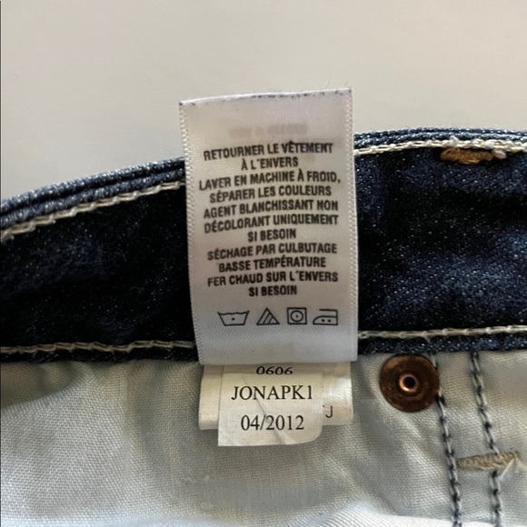 Aeropostale Bermuda Low Rise Shorts Size 3/4 - Picture 11 of 16